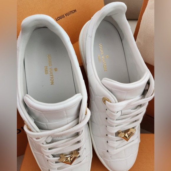 LIKE NEW! Louis Vuitton Frontrow Low Top Leather Croc Embossed Sneakers Size 36 - Picture 7 of 11